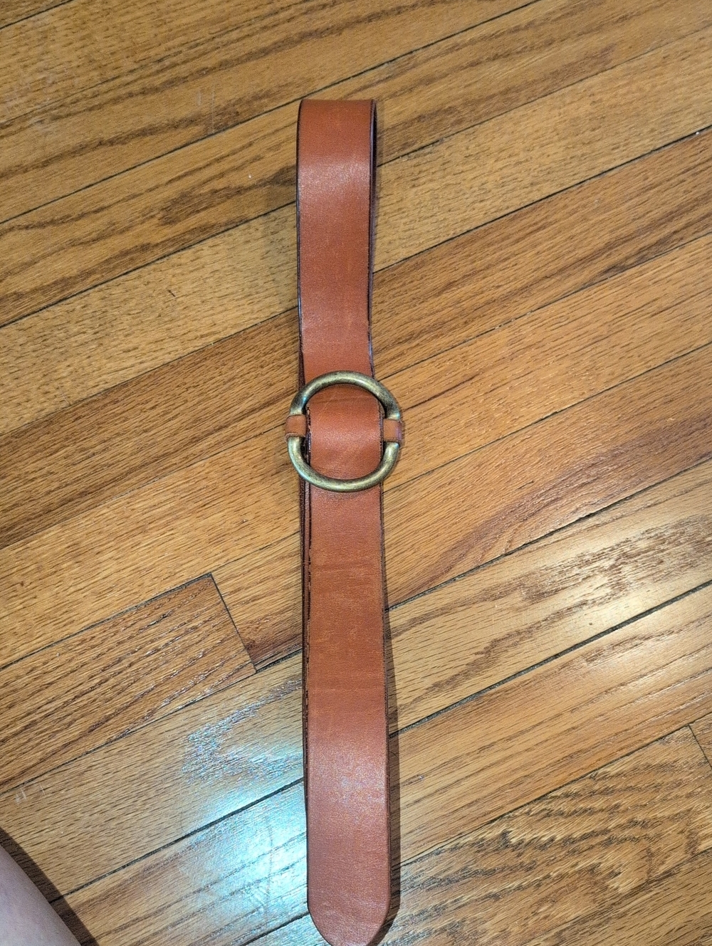 cabi Classic Brown Leather Round-Buckle Women's Belt